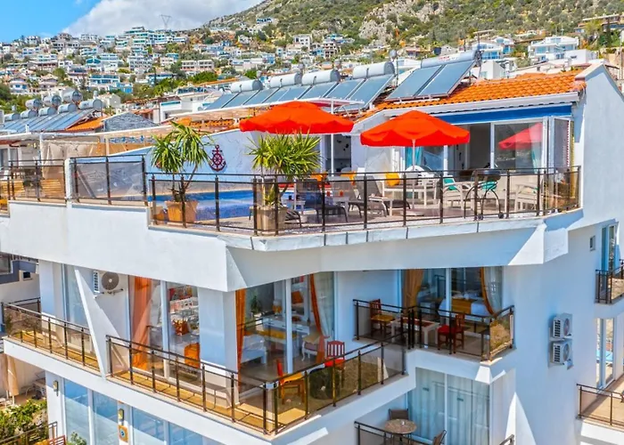 3 Bedroom - Seaview And Private Pool Apartman *