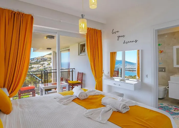 3 Bedroom - Seaview And Private Pool Apartman