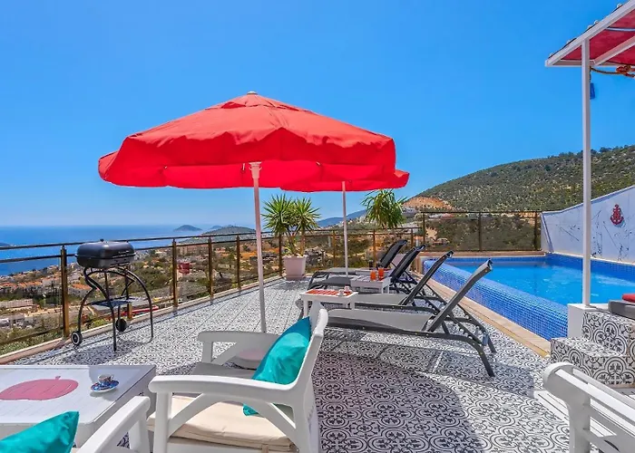 3 Bedroom - Seaview And Private Pool Apartman *