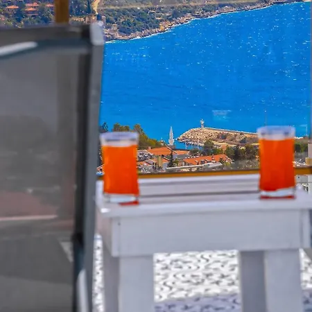 3 Bedroom - Seaview And Private Pool Apartman *